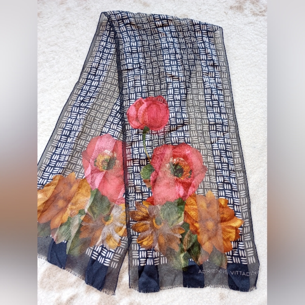 Vintage Adrianne Vittadini scarf